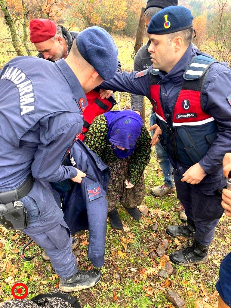 76 yaşındaki kayıp kadın jandarma tarafından bulundu