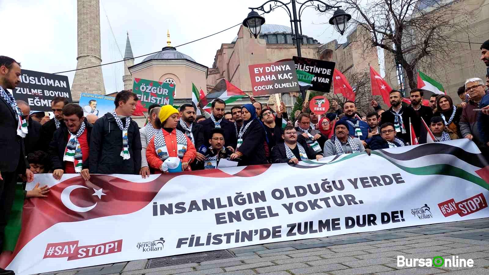 Ayasofya Camii önünde Filistinliler için ‘SayStop’ eylemi