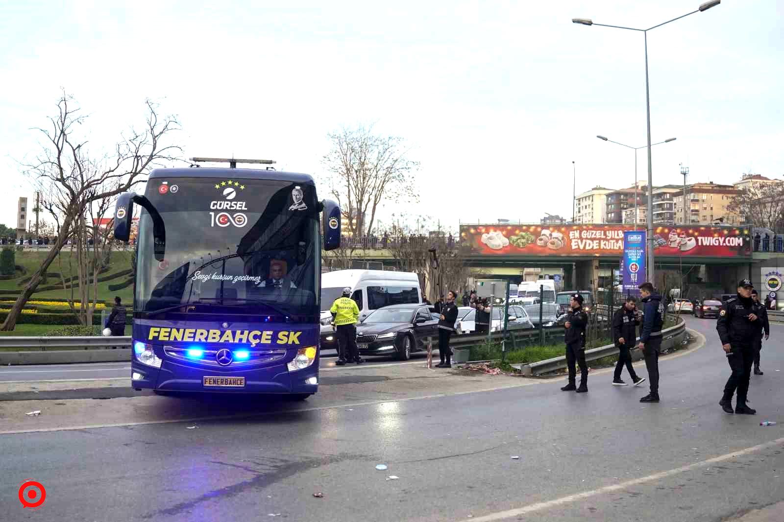 Fenerbahçe kafilesi stada ulaştı