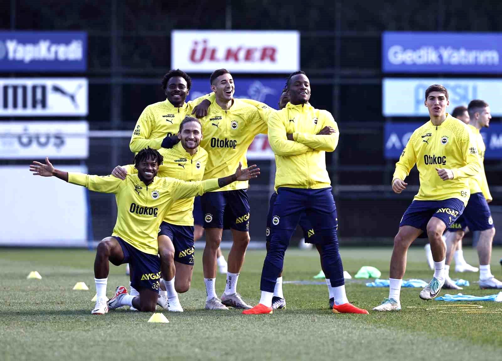 Fenerbahçe, Süper Kupa maçı hazırlıklarının İstanbul etabını tamamlandı