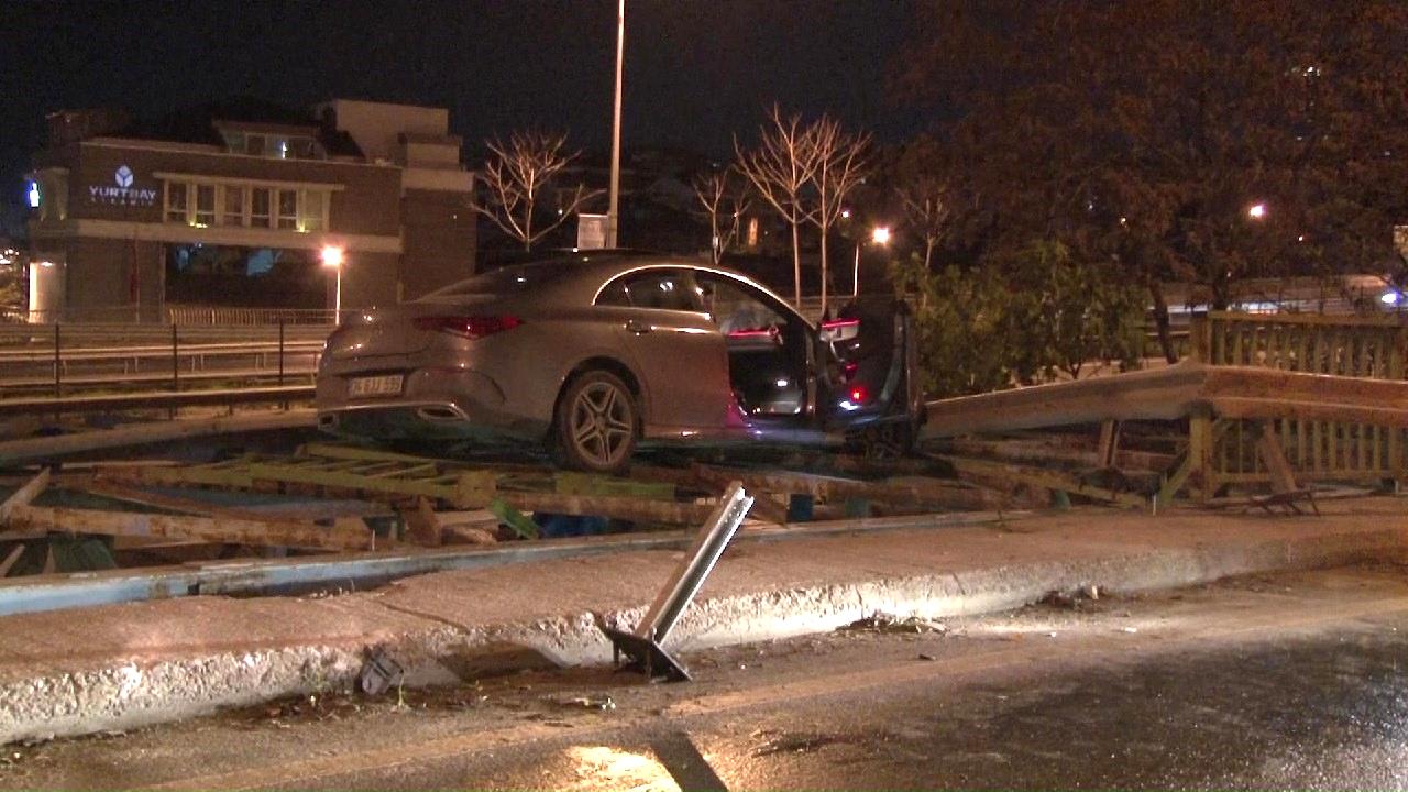 Kadıköy’de alkollü sürücü kaza yapınca çekim yapan basın mensuplarına saldırdı