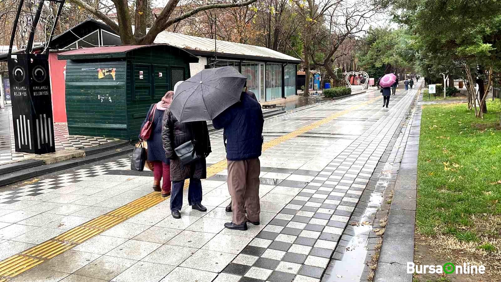 Kırklareli’de sağanak yağış etkili oluyor