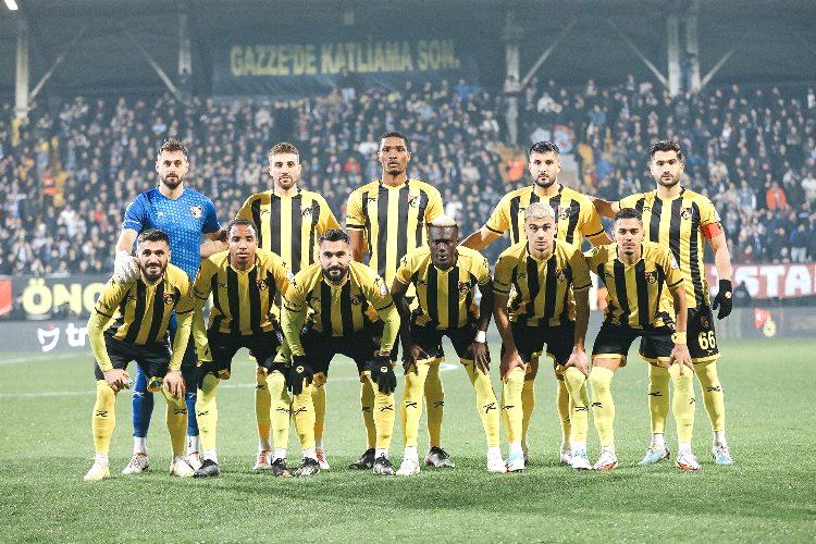 İstanbulspor hakem kararlarına tepki