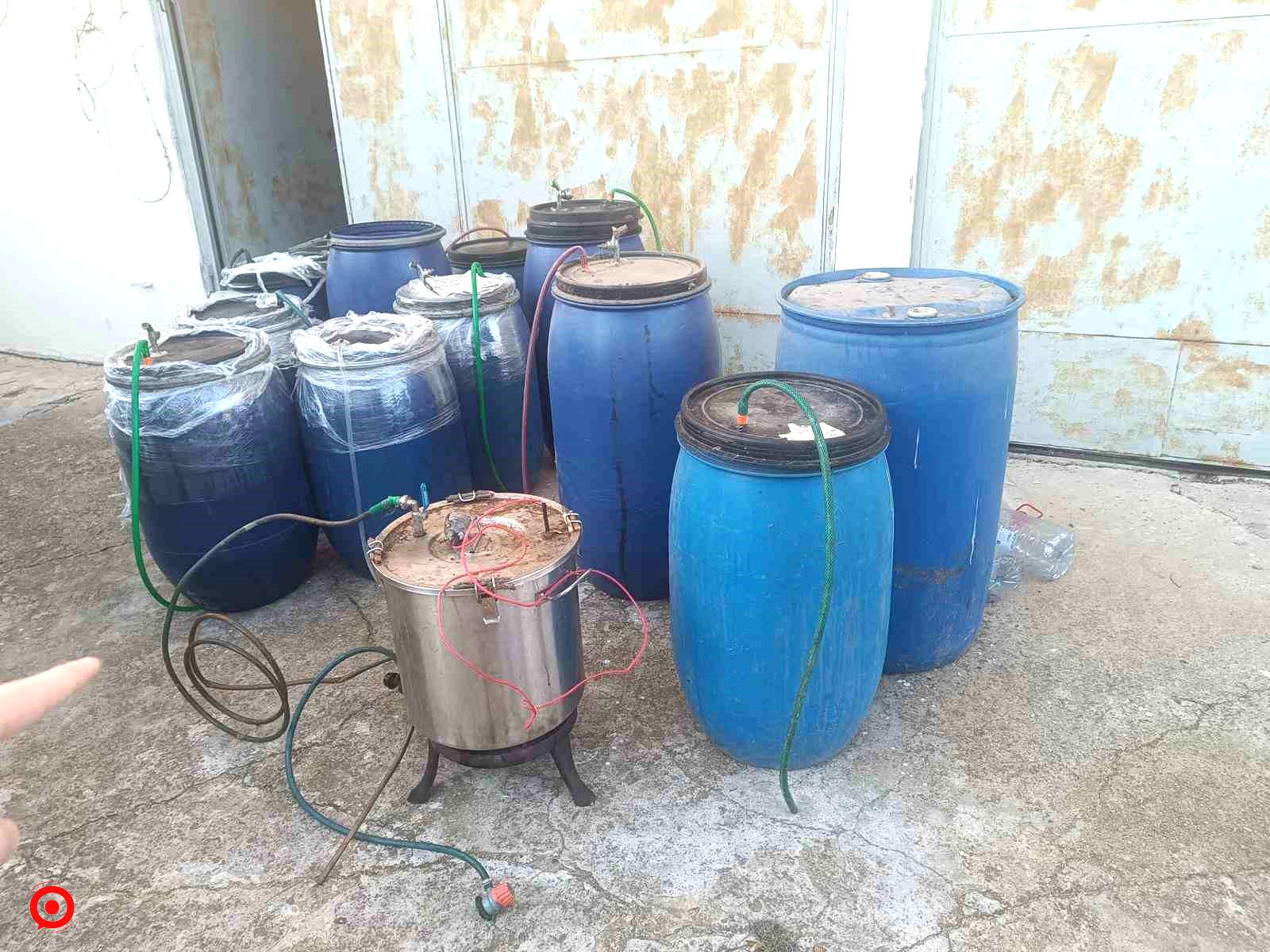 Tekirdağ’da yılbaşı öncesi 800 litre sahte içki ele geçirildi