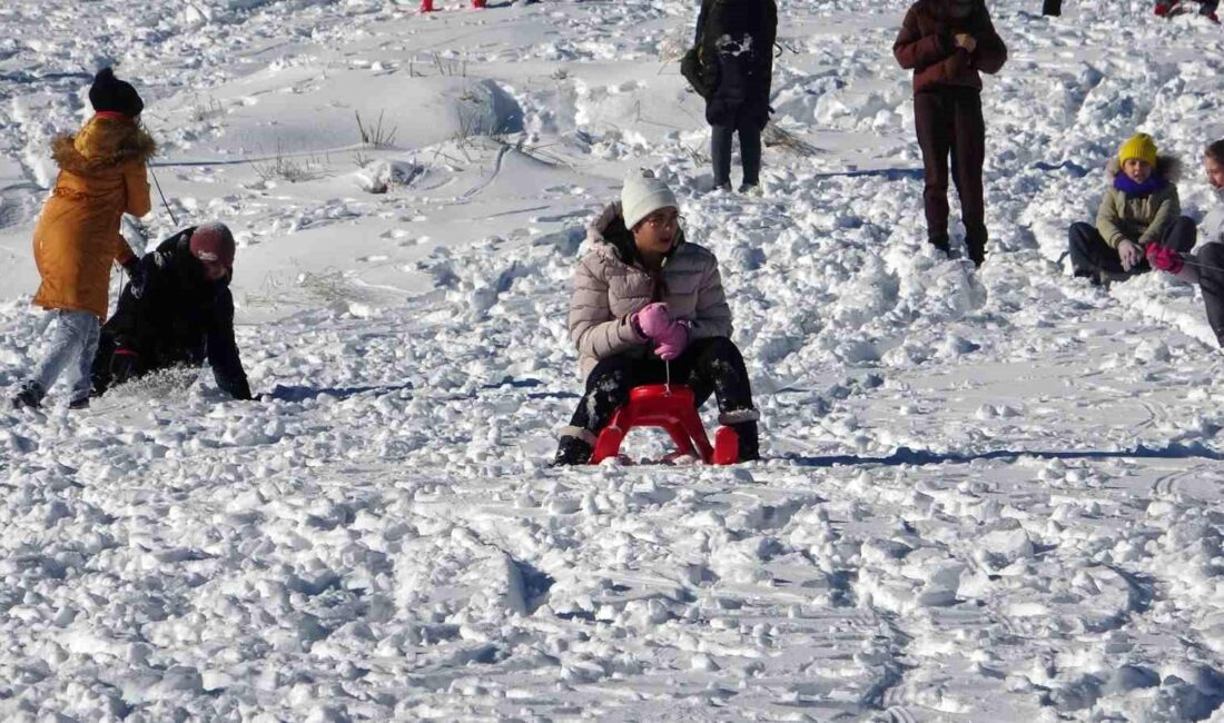 Uludağ’da kayak bilmeyenlerin eğitim,