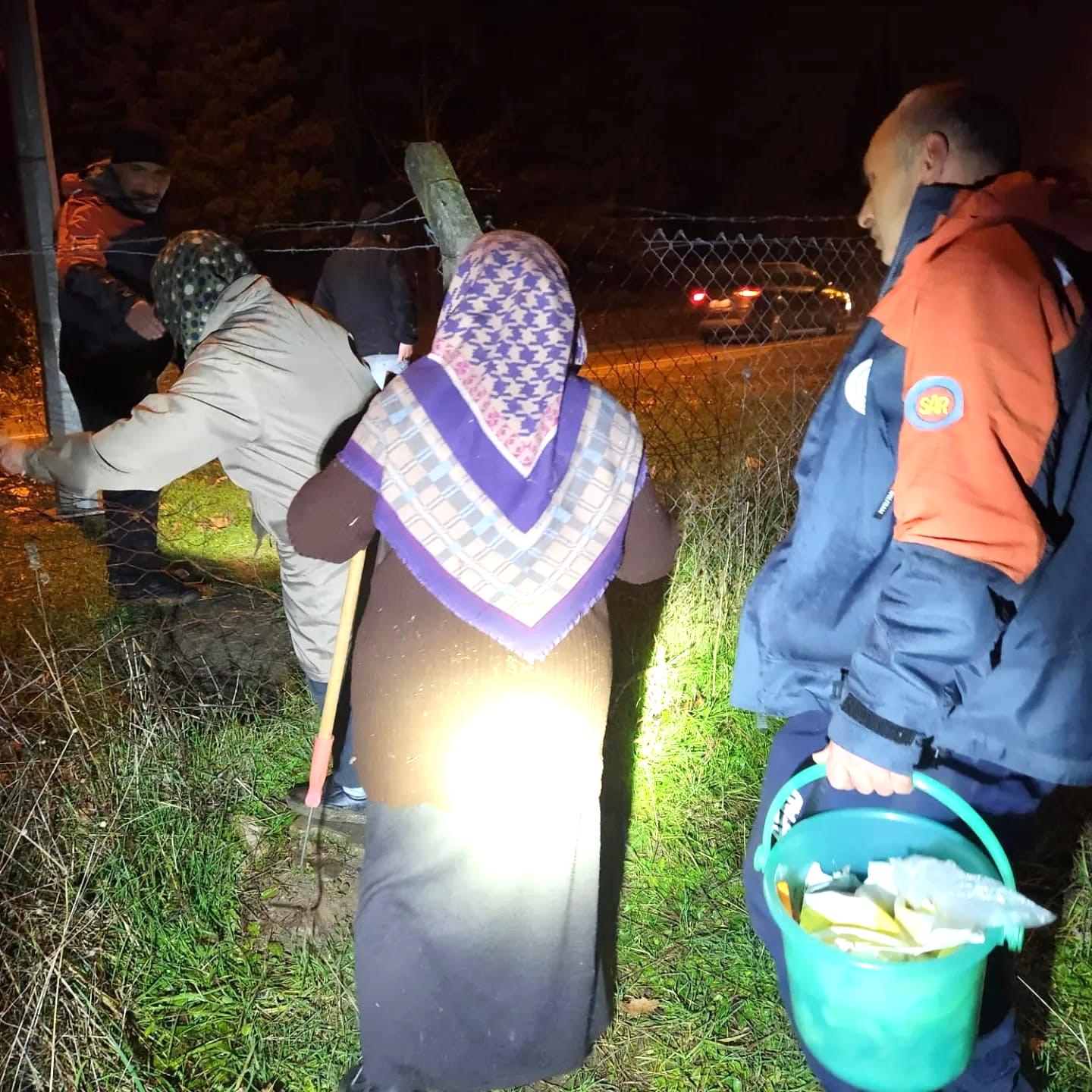 Yalova’da mantar toplarken ormanda kaybolan 3 kişi kurtarıldı