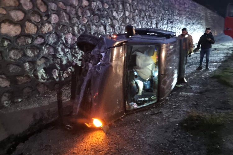 Adıyaman'ın Gölbaşı ilçesinde, sürücüsünün