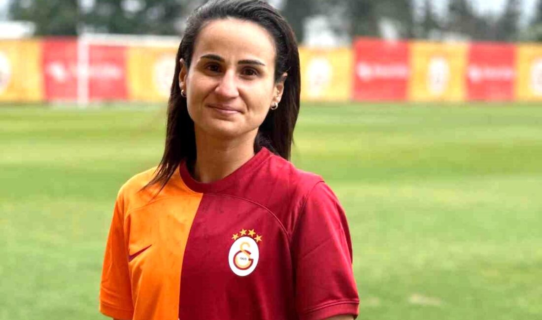 Galatasaray Petrol Ofisi Kadın