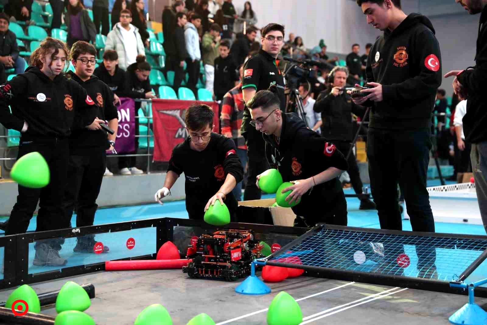 Bağcılar’da VEX - Uluslararası Robotik Yarışması düzenlendi