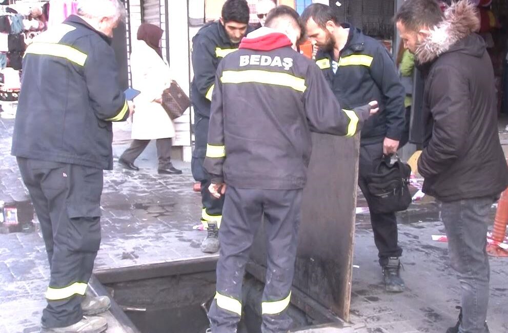 Bakırköy’de yeraltı çarşısında yangın