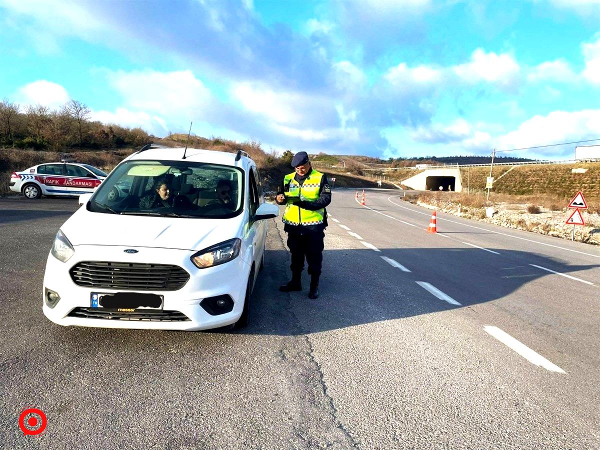 Balıkesir’de jandarma 12 şahsı gözaltına aldı