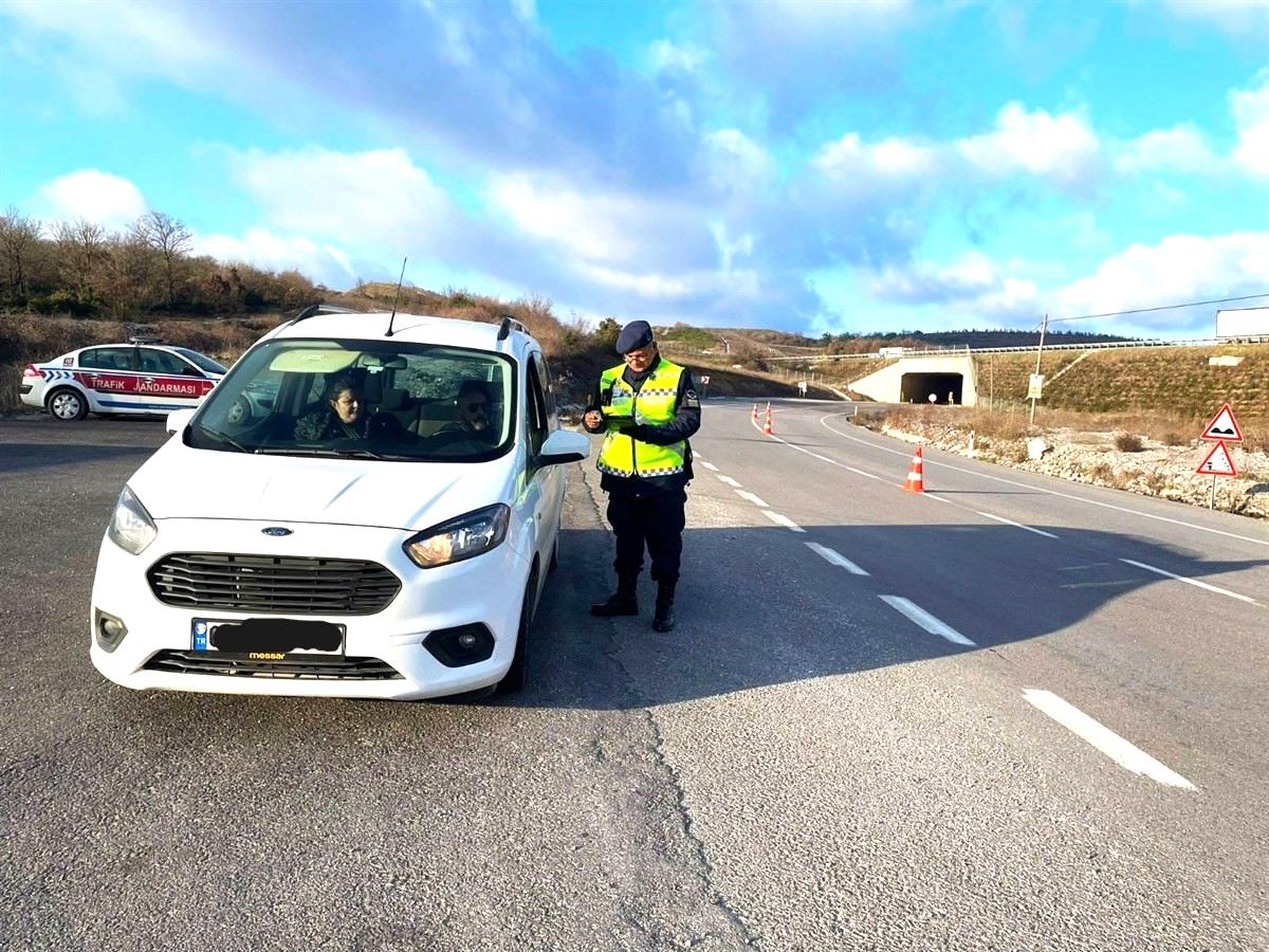 Balıkesir’de jandarma 12 şahsı gözaltına aldı