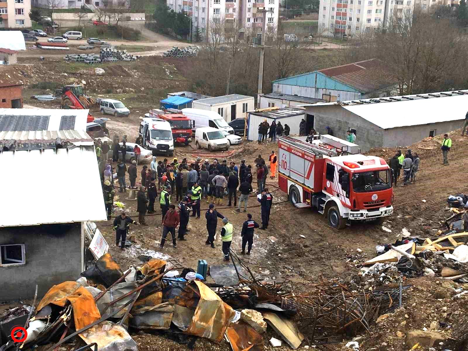 Barakada yangın faciası: 1 işçi hayatını kaybetti