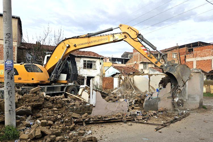 Bursa’da Osmangazi yıkıyor, mahallelerin çehresi değişiyor