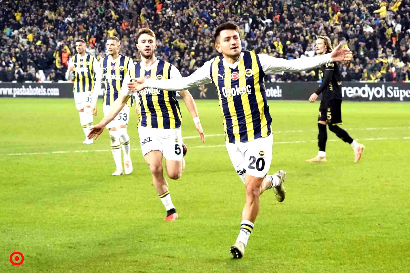 Cengiz Ünder, 2 golle yıldızlaştı