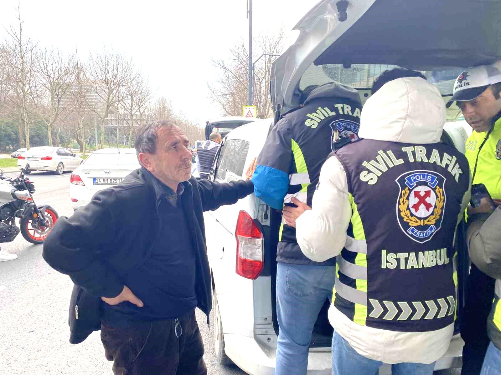 Denetimde ceza yiyen sürücüden polise teşekkür