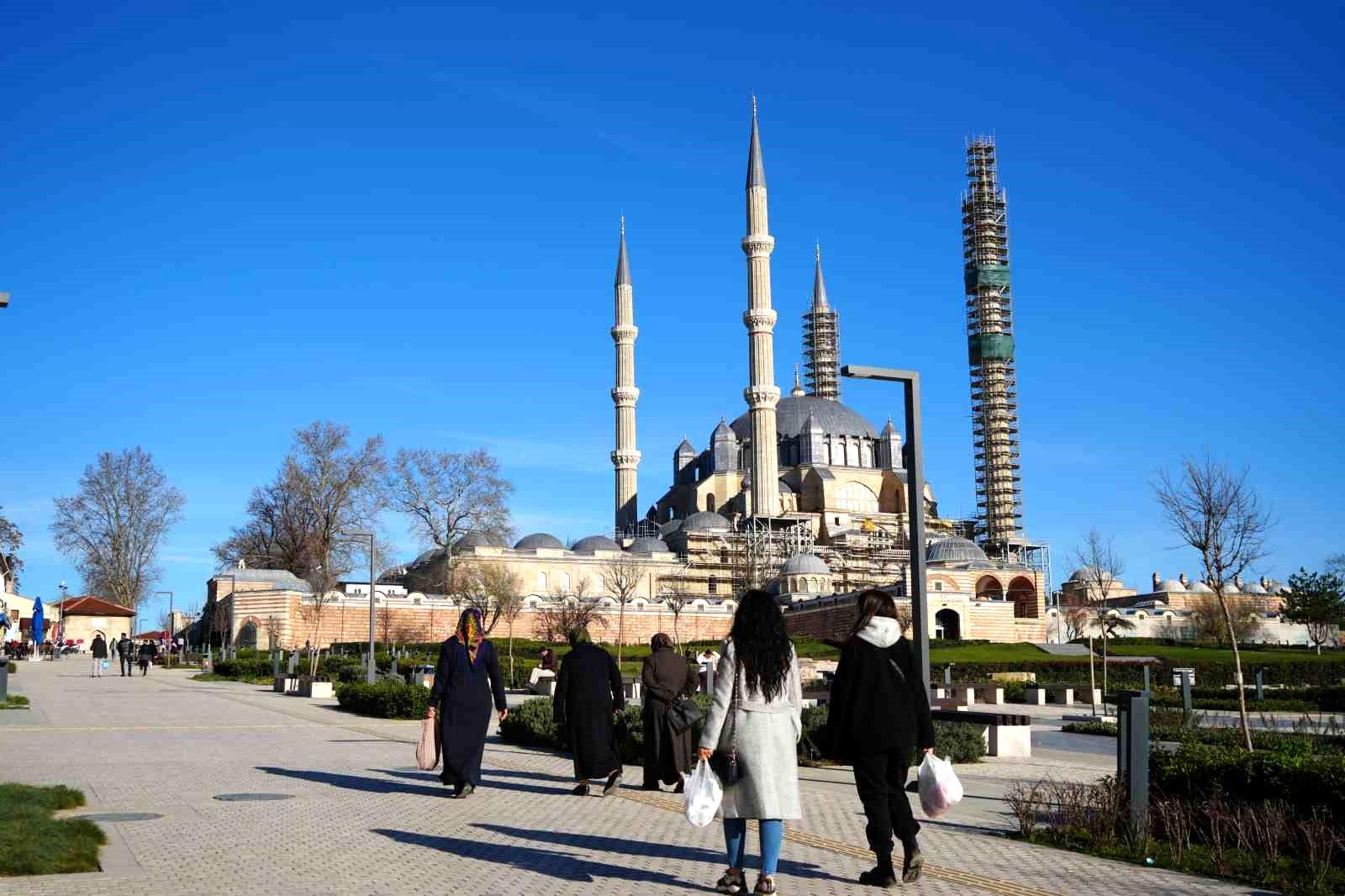 Doğuda kış, Edirne’de bahar havası