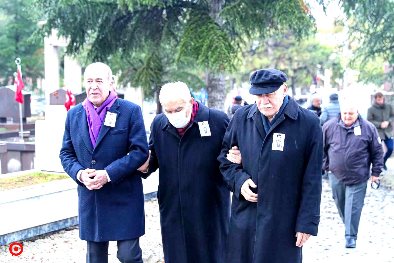 Efsane güreşçi Yaşar Doğu, kabri başında anıldı