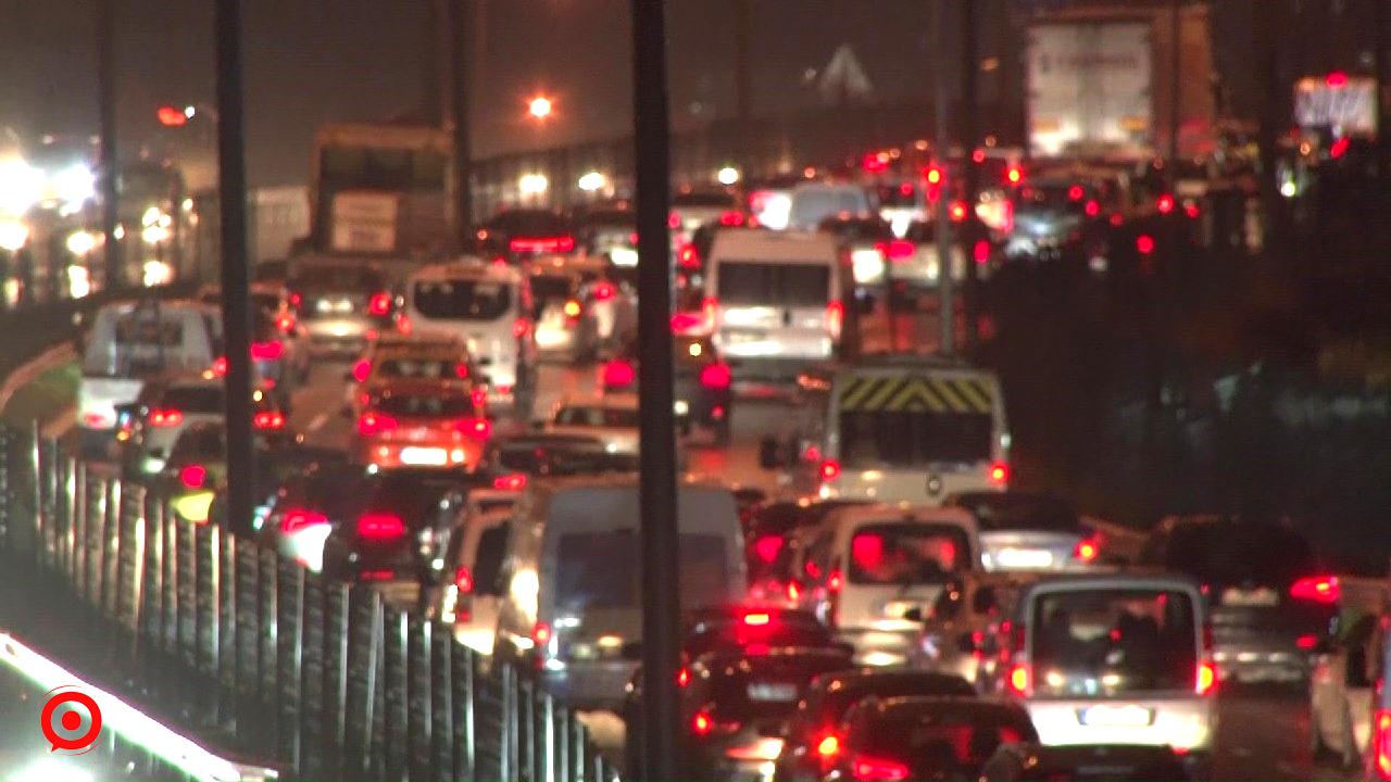 İstanbul’da trafik yoğunluğu yüzde 80’e ulaştı