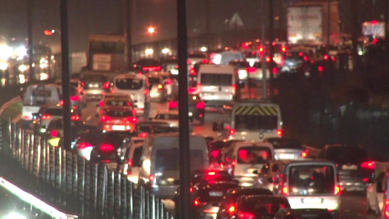 İstanbul’da trafik yoğunluğu yüzde 80’e ulaştı