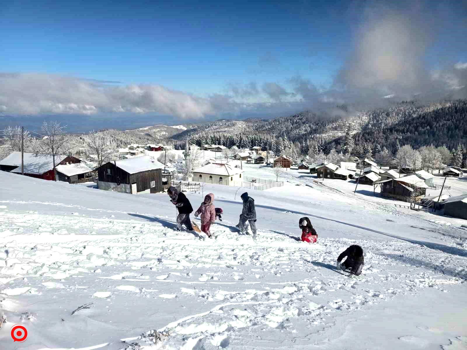 Karın keyfini en çok çocuklar çıkardı