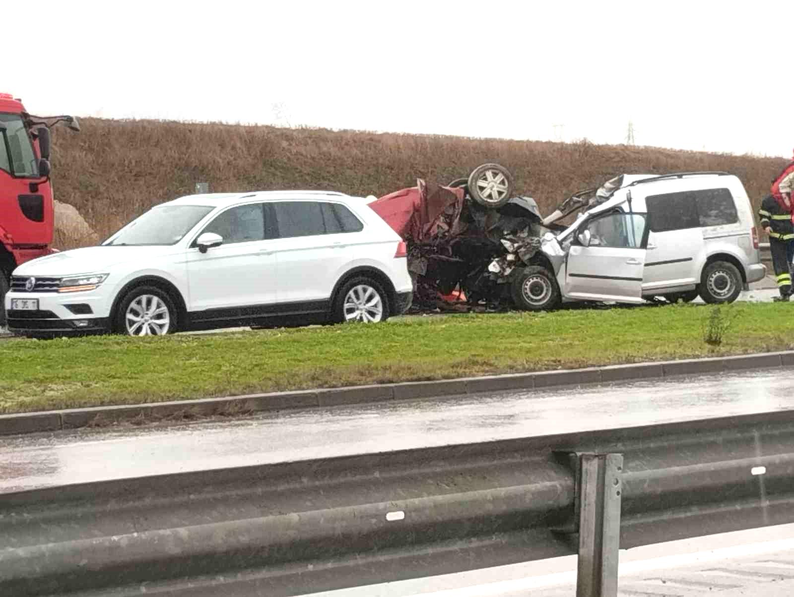 Kırklareli’nde feci kaza: 2 ölü, 1 yaralı