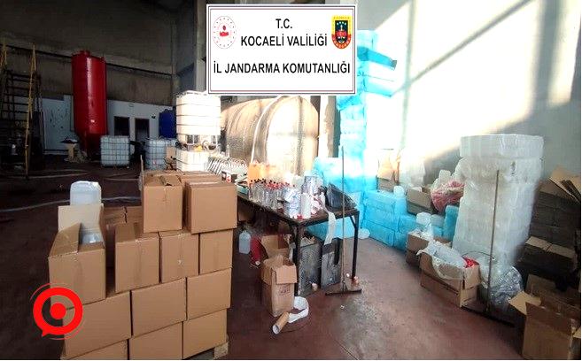 Kocaeli’de 16 ton 990 litre etil alkol ele geçirildi