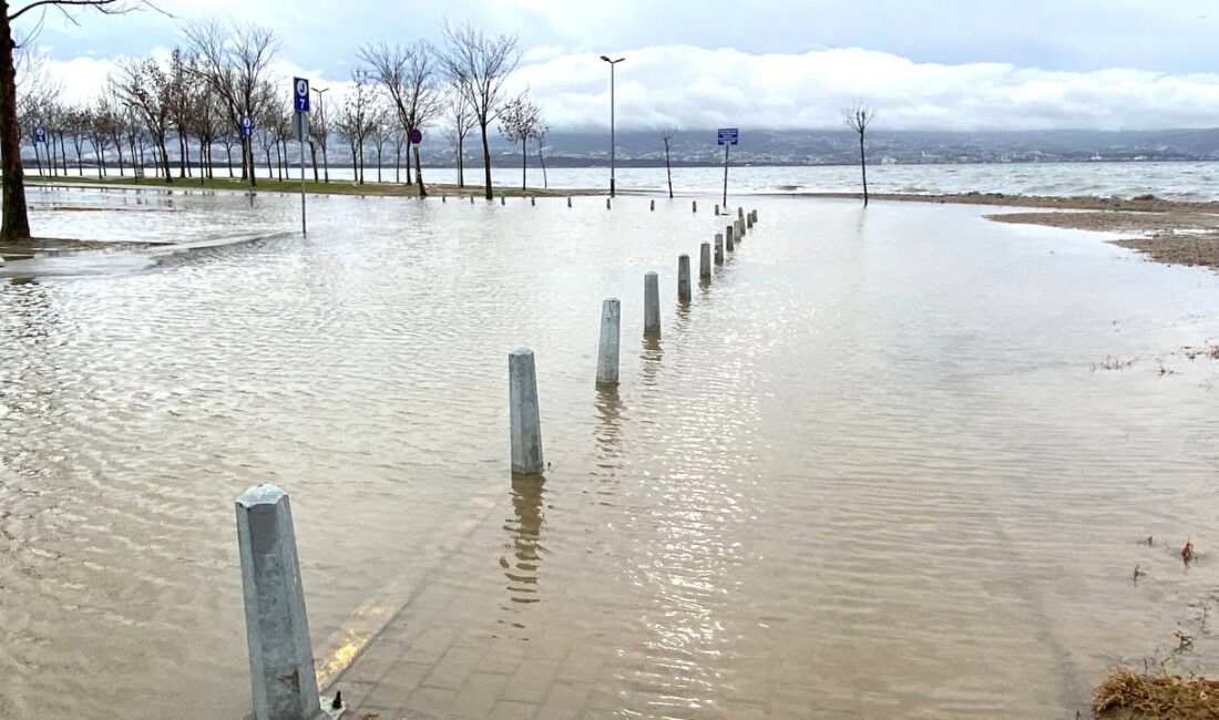 Kocaeli’nin İzmit ilçesinde etkili