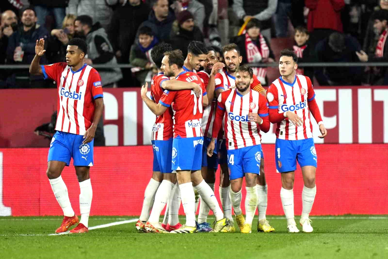 La Liga’da Girona zirveyi bırakmıyor