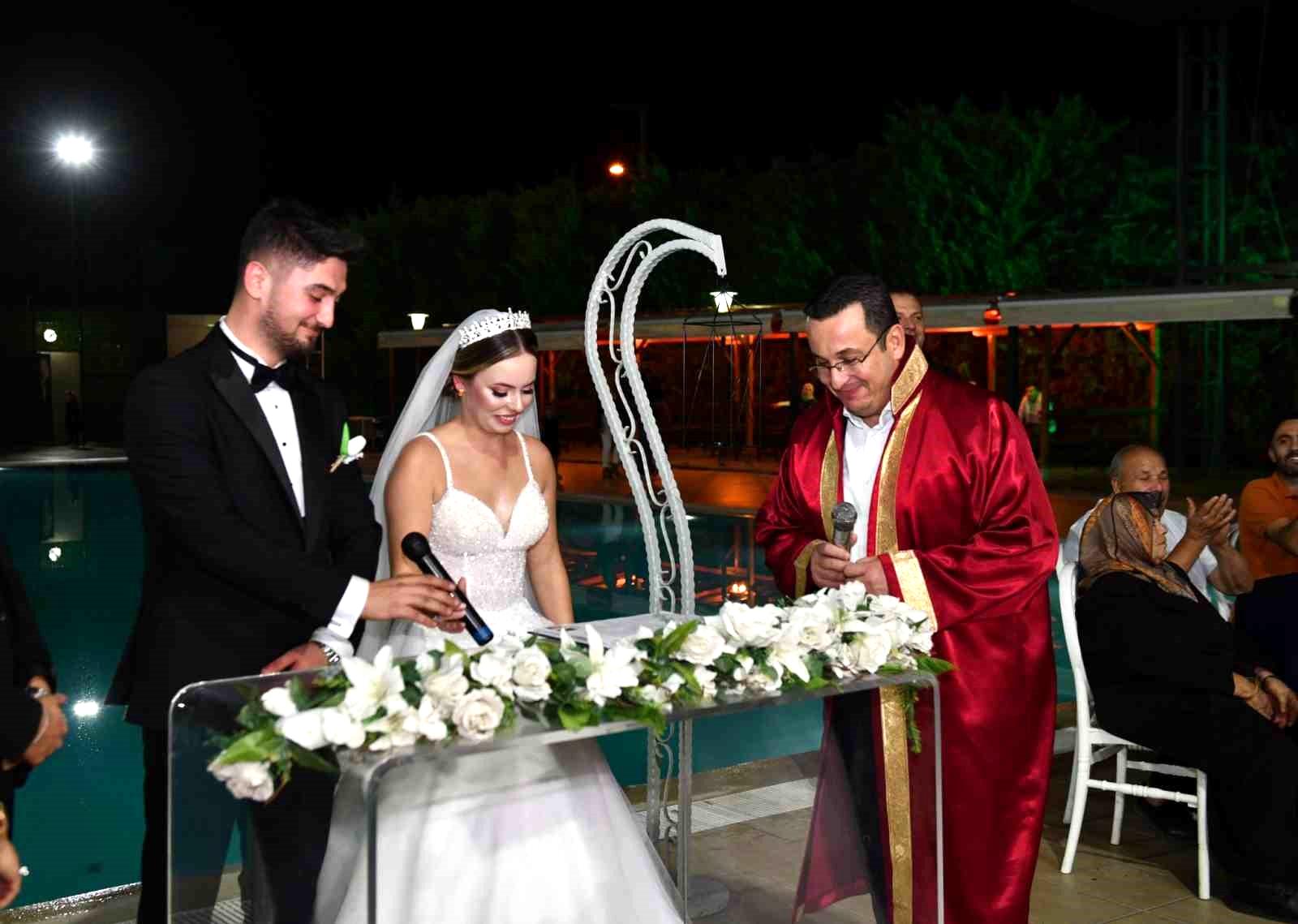 Mustafakemalpaşa’da 2023 yılında 724 nikah kıyıldı