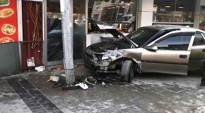 Sakarya’da yılın ilk günü feci kaza