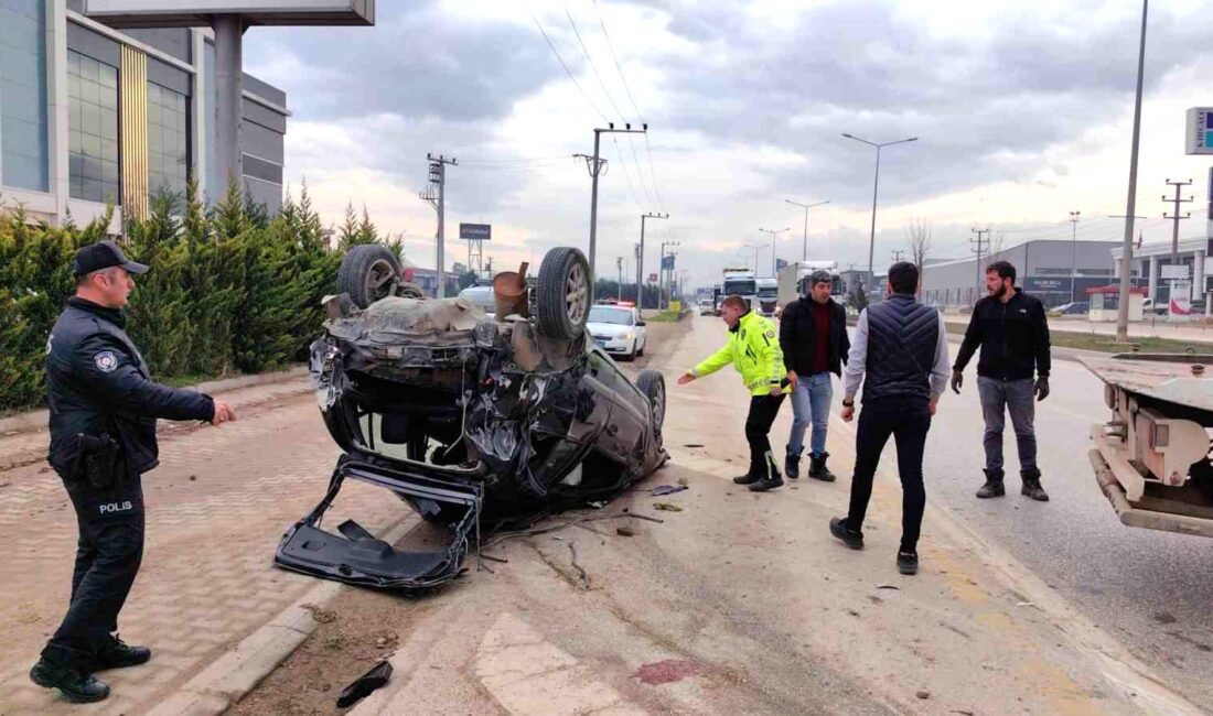 Bursa’da kontrolden çıkan otomobil,