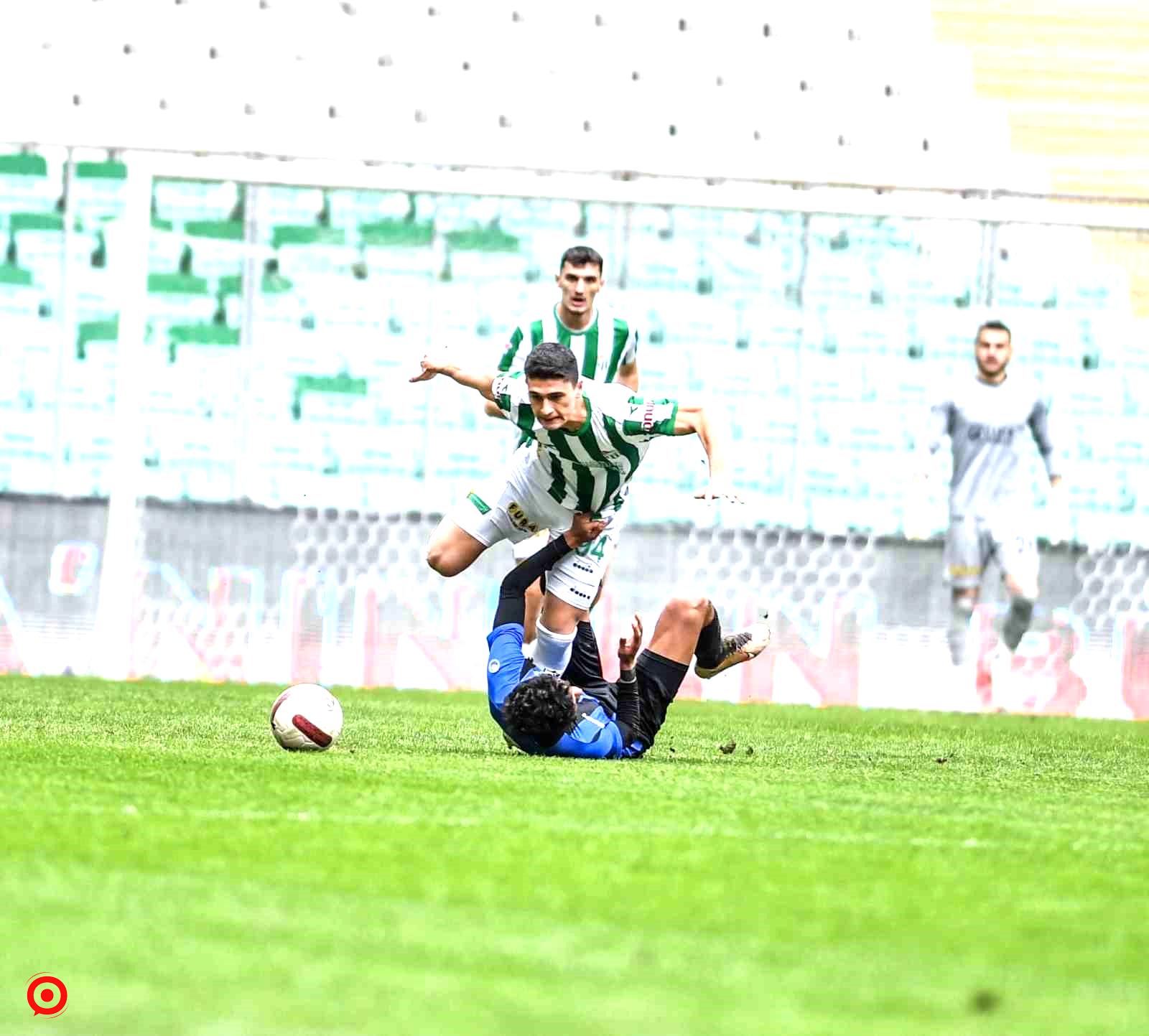 TFF 2. Lig: Bursaspor: 1 - Karacabey Belediyespor: 2