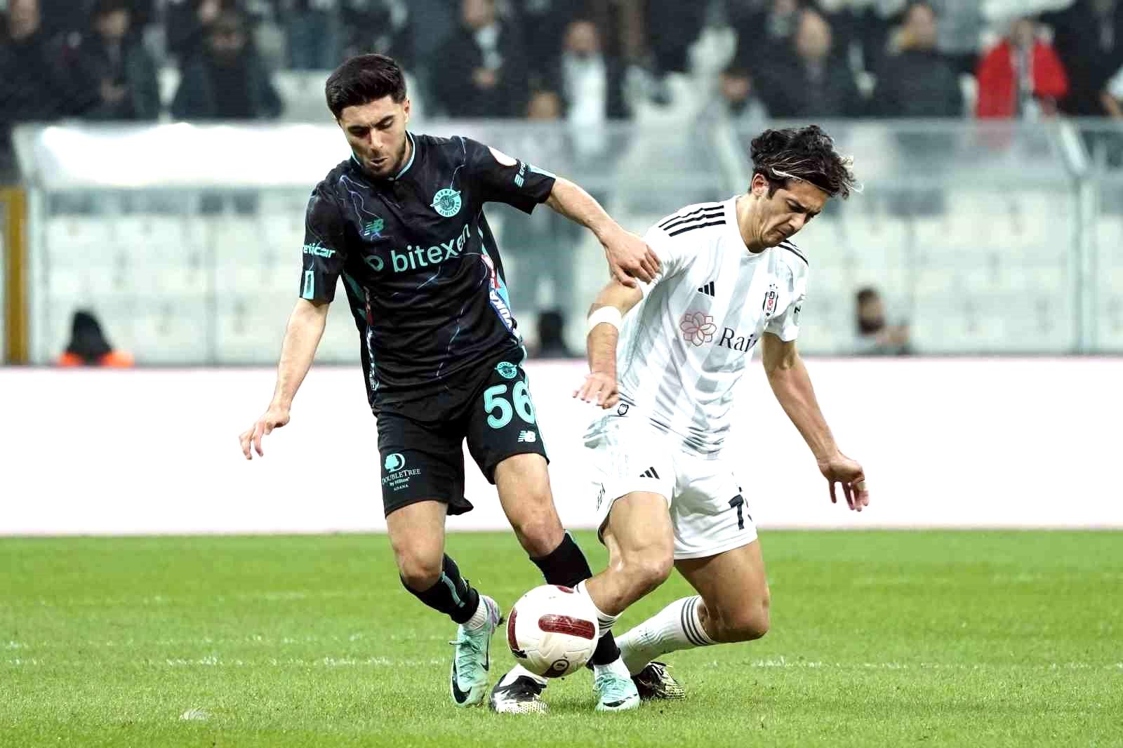 Trendyol Süper Lig: Beşiktaş: 0 – Adana Demirspor: 0 (İlk yarı)