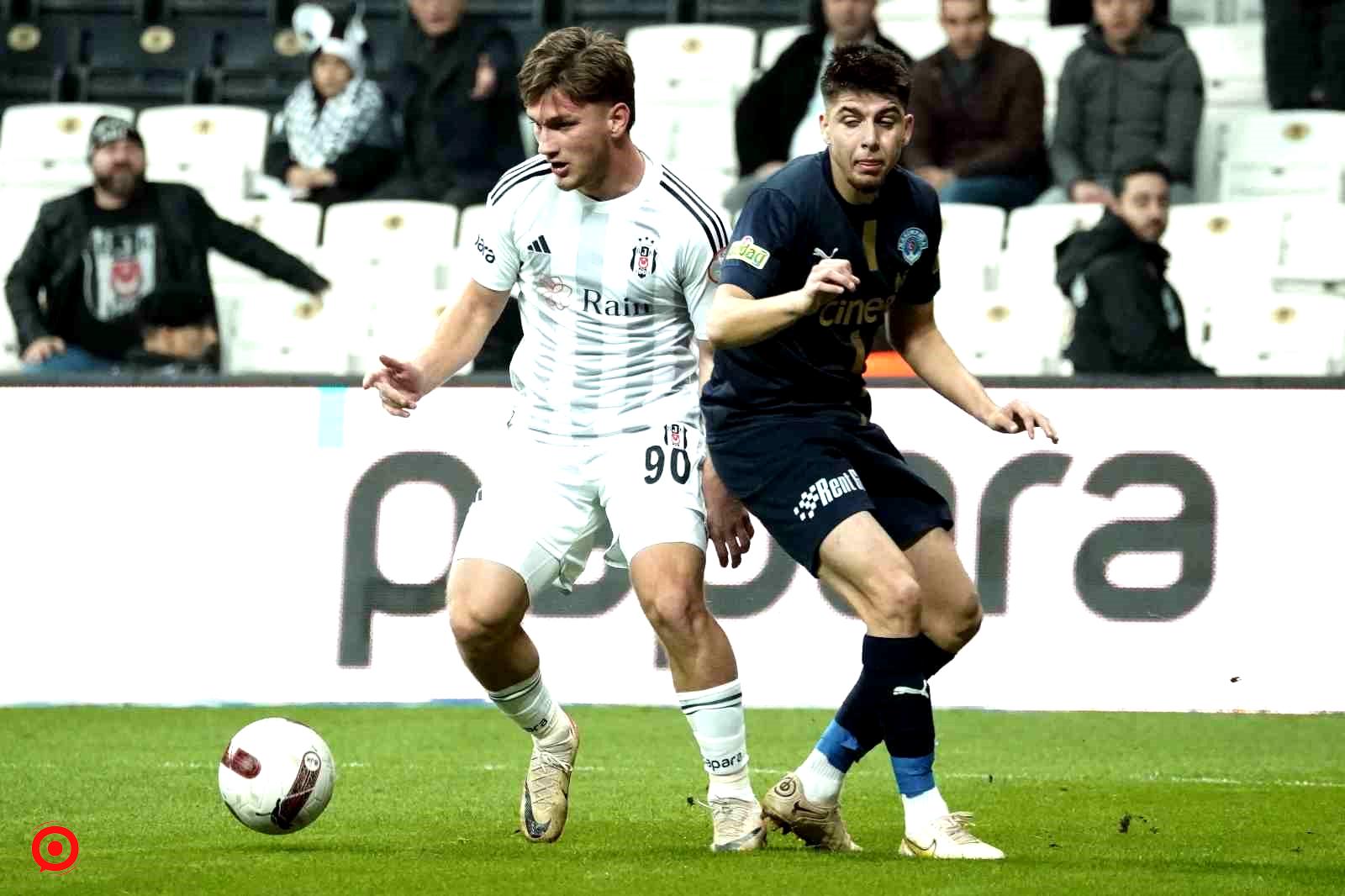 Trendyol Süper Lig: Beşiktaş: 1 - Kasımpaşa: 1 (İlk yarı)