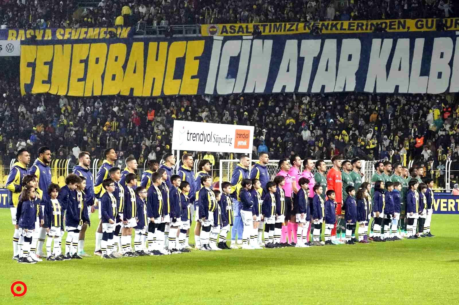 Trendyol Süper Lig: Fenerbahçe: 1 - Konyaspor: 0 (Maç devam ediyor)