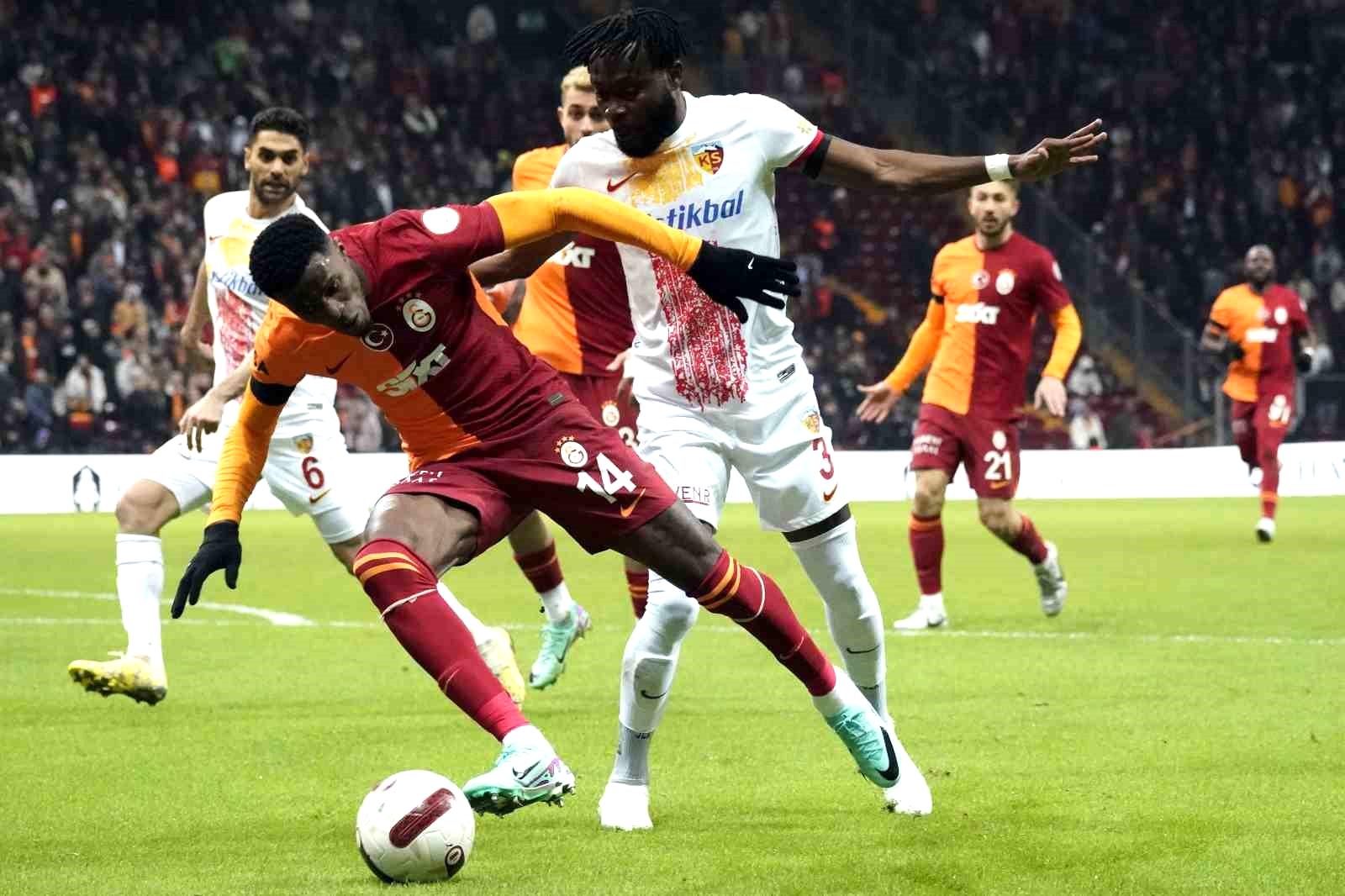 Trendyol Süper Lig: Galatasaray: 2 – Kayserispor: 1 (Maç sonucu)