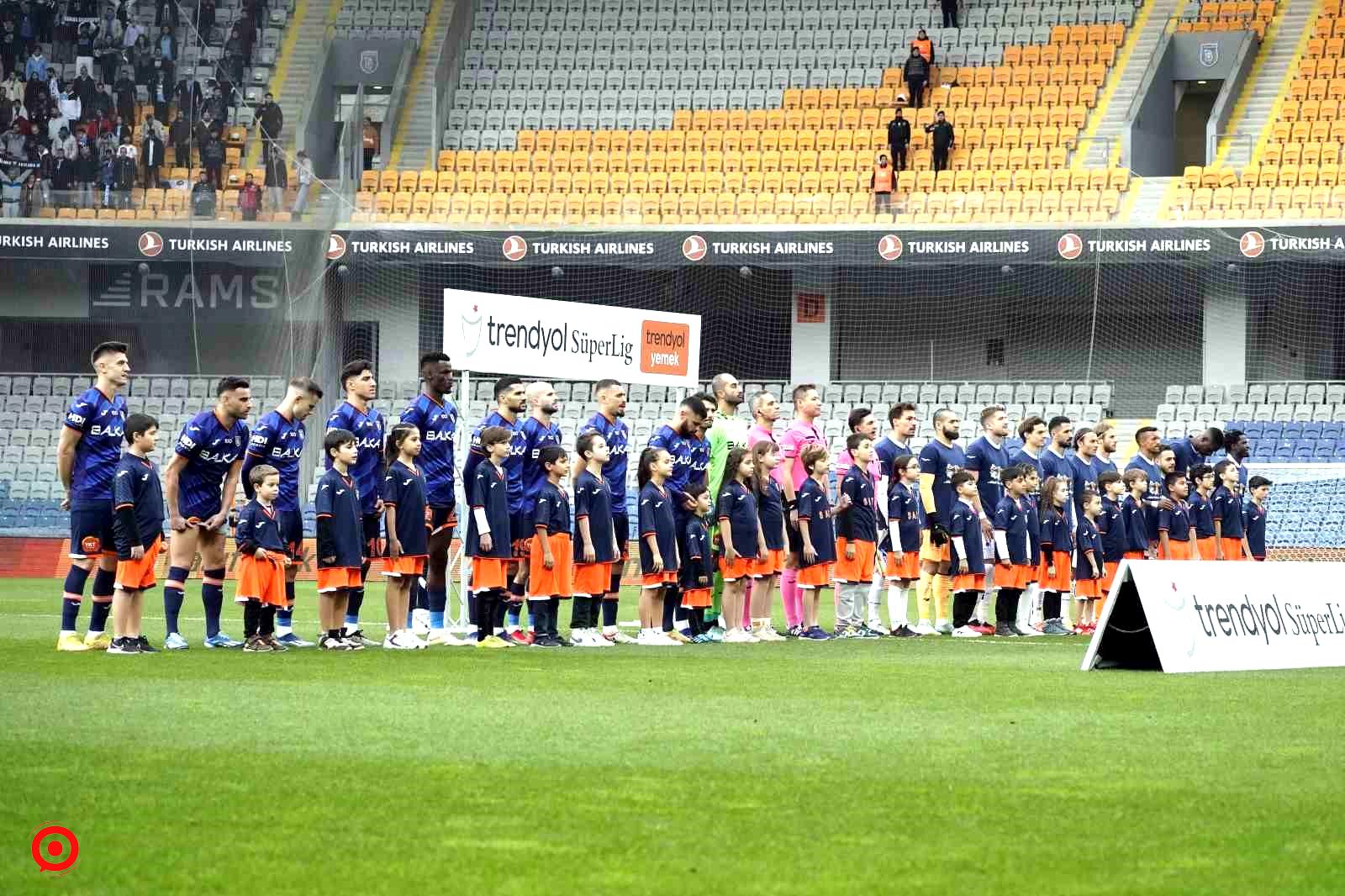 Trendyol Süper Lig: RAMS Başakşehir: 0 - Adana Demirspor: 0 (Maç devam ediyor)