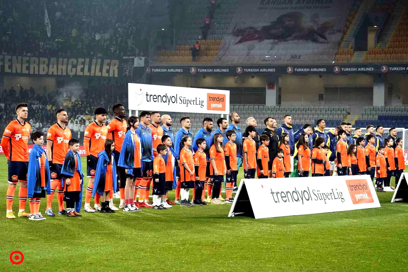 Trendyol Süper Lig: RAMS Başakşehir: 0 - Fenerbahçe: 0 (Maç devam ediyor)