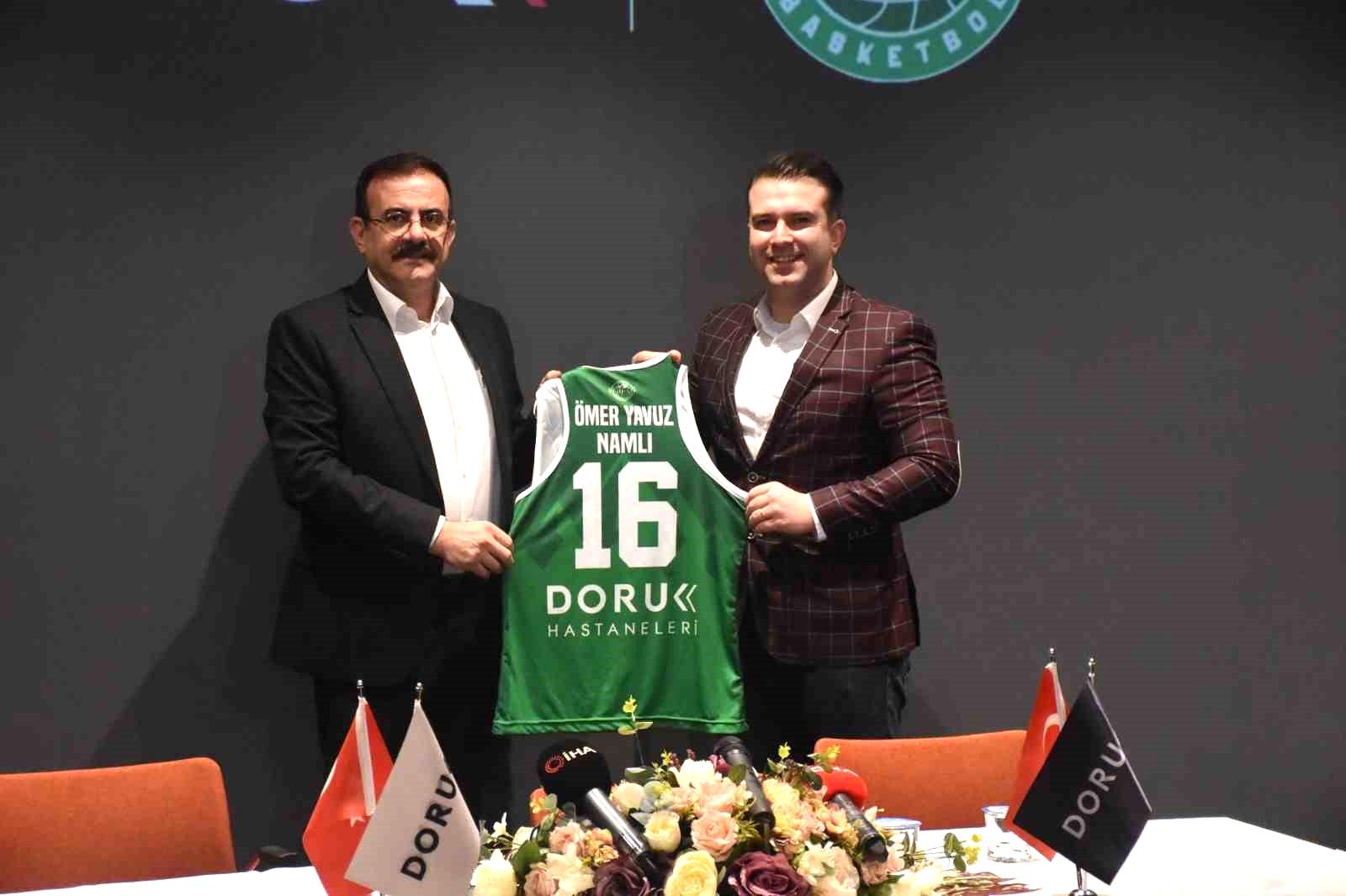 Uludağ Kadın Basketbol Takımı’nın sağlık sponsoru Doruk Hastaneleri oldu