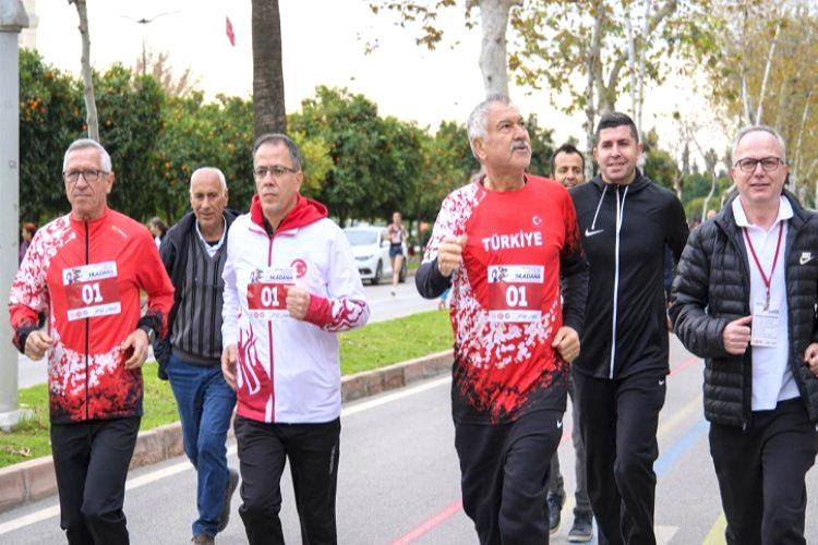 Uluslararası 14. Adana Kurtuluş Yarı Maratonu’na rekor katılım