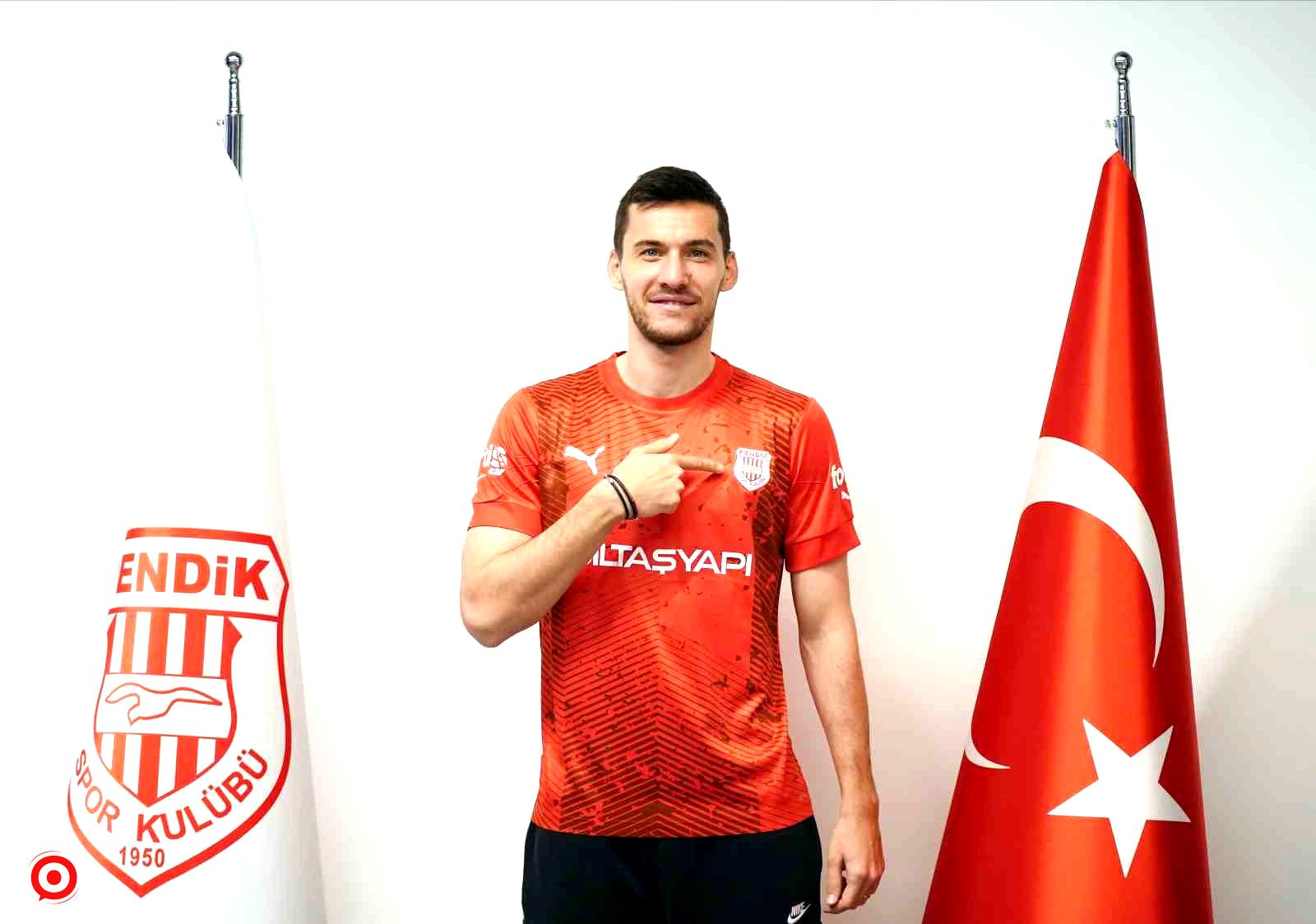 Umut Nayir Pendikspor’da