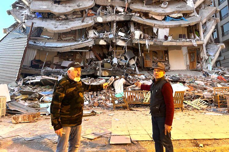 Bülent  Türker depremin yıldönümünde