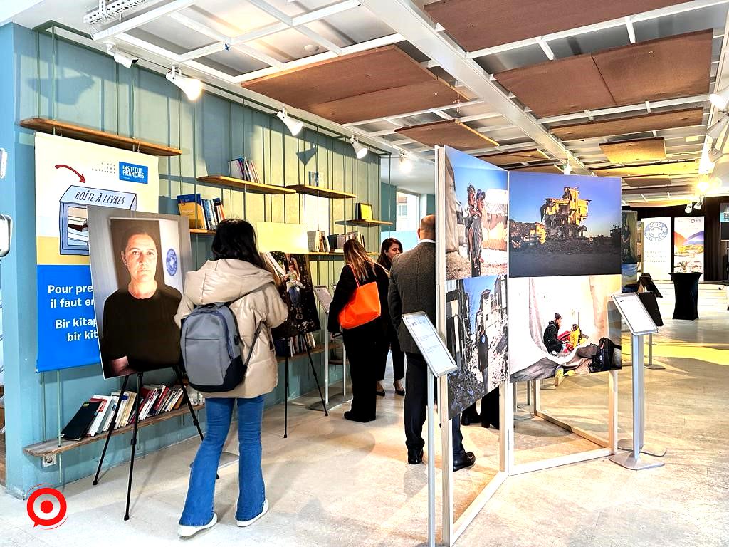 6 Şubat depremlerinde Hatay’da çekilen fotoğraflarla hazırlanan "Küllerinden Doğmak" sergisi açıldı