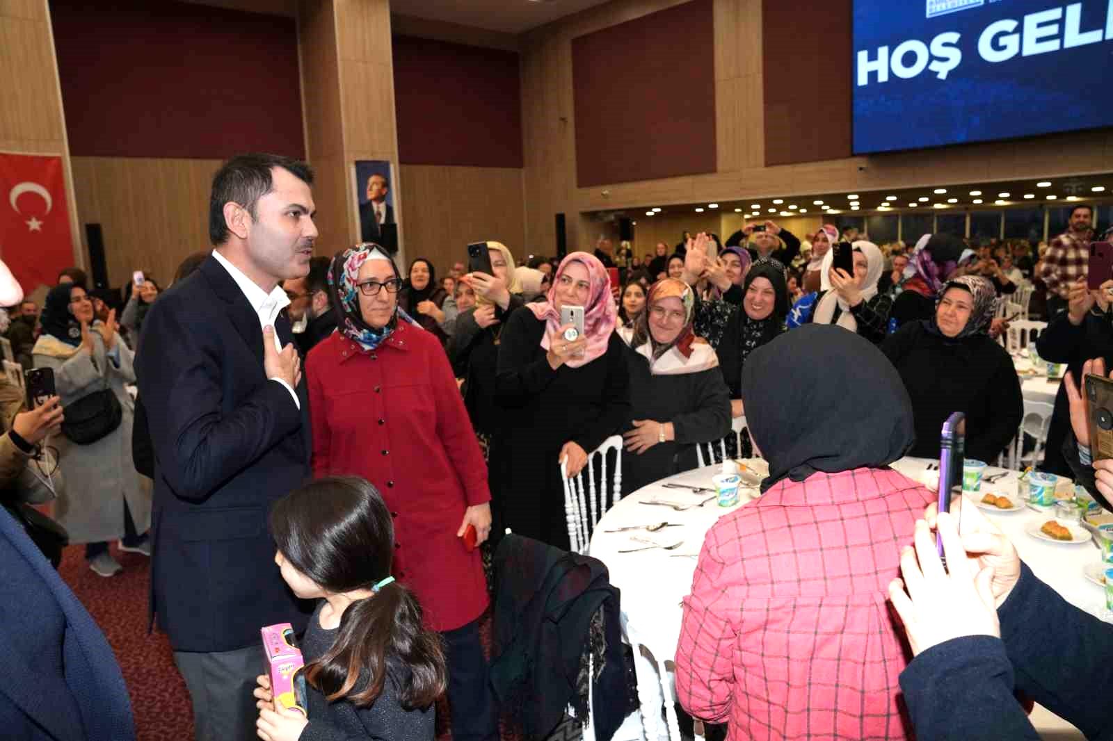 AK Parti İBB Başkan Adayı Kurum: “Okul bahçelerine kapalı otoparklar yapacağız”