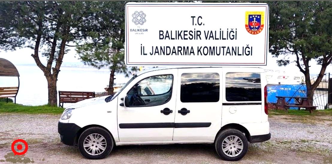 Balıkesir’de 173 düzensiz göçmen ve 2 organizatör yakalandı