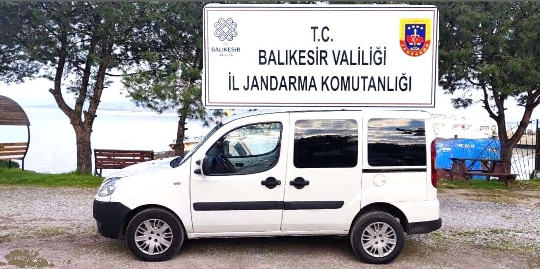 Balıkesir’de jandarma ekipleri, göçmen