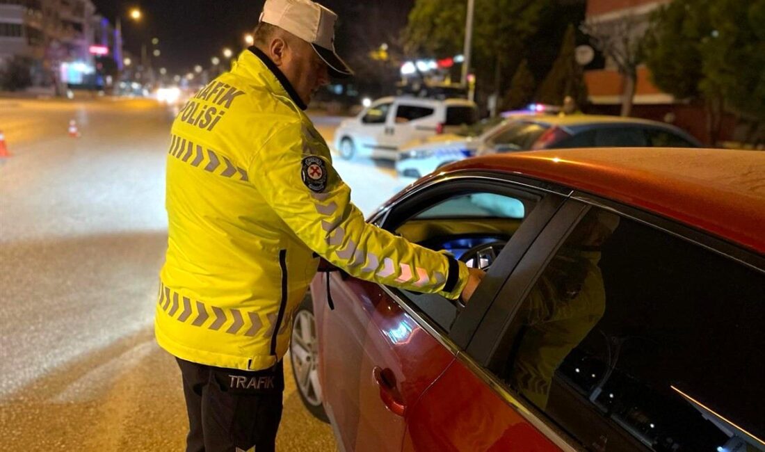 Balıkesir’de trafik polisleri tarafından