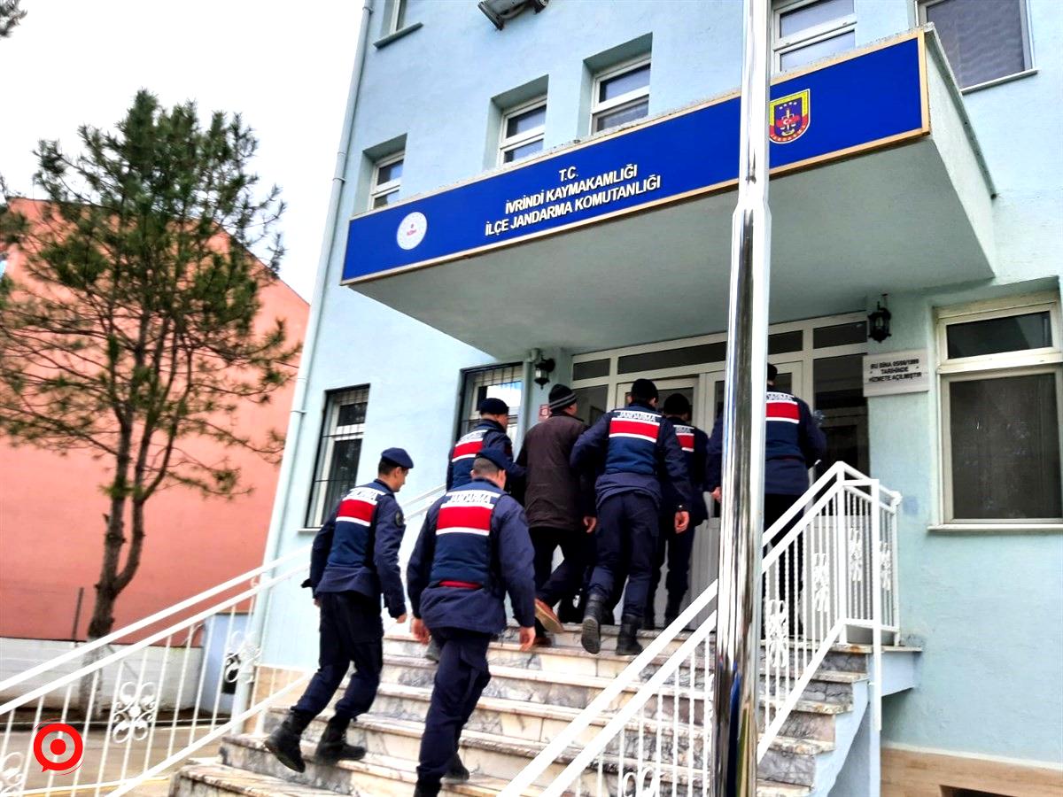 Balıkesir’de FETÖ/PDY operasyonunda 4 kişi yakalandı