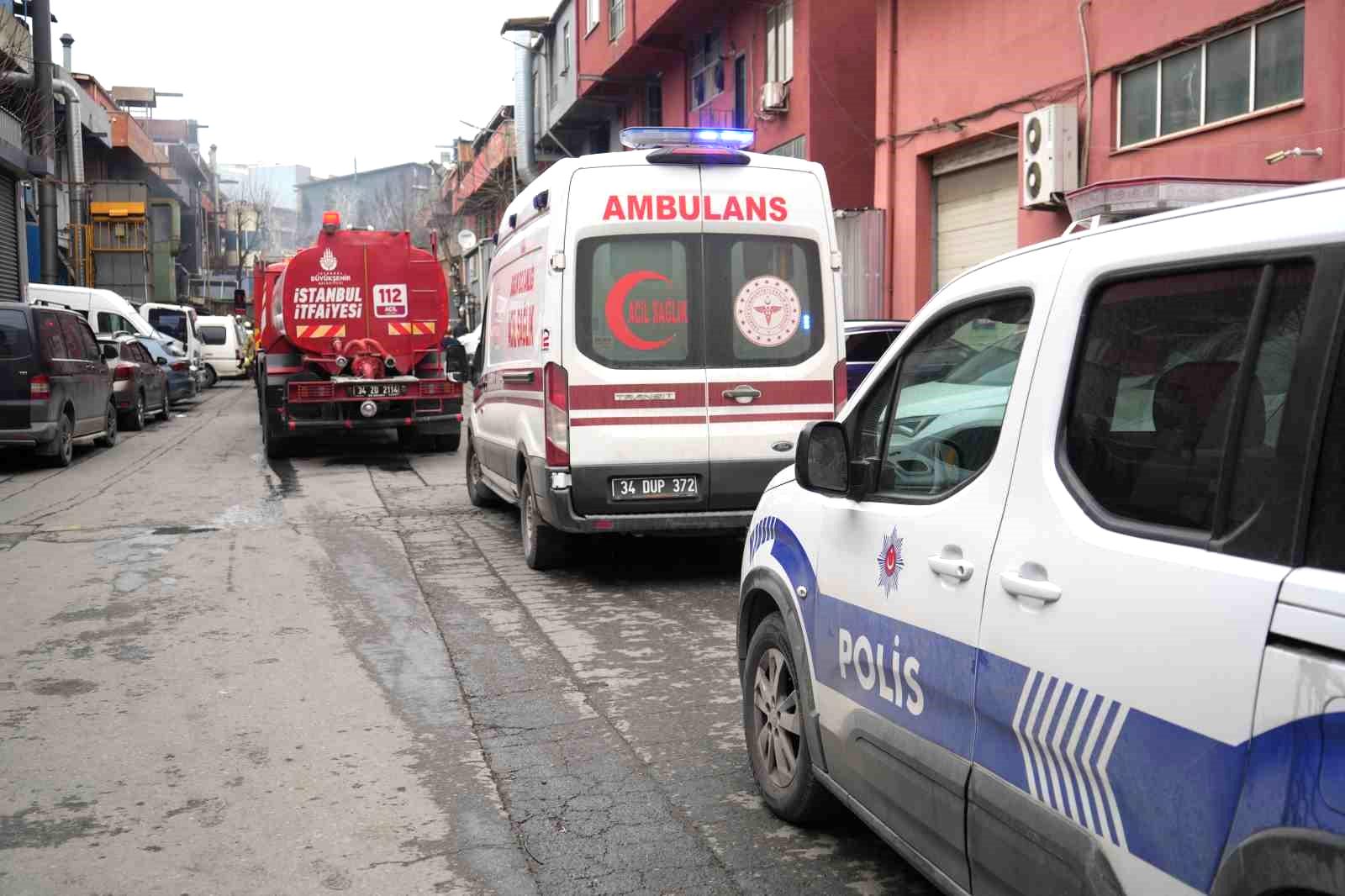 Başakşehir’de sanayi sitesindeki işyerinde art arda patlama